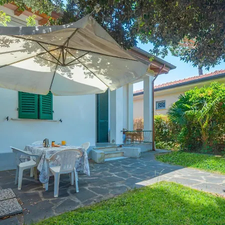 Locazione Turistica Anita * Marina di Pietrasanta